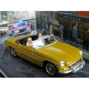 1/43 MGB The Man with the Golden Gun 1974 Yellow