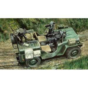1/35 Автомобиль Jeep Willys Commando Car