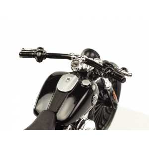 1/18 Harley-Davidson Motorcycles 2016 Breakout черный