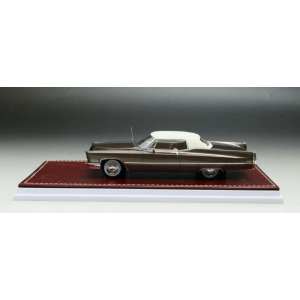 1/43 Cadillac Coupe Deville 1968 коричневый металлик