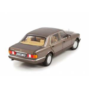 1/18 Mercedes-Benz 560 SEL V126 (W126) 1985 коричневый металлик