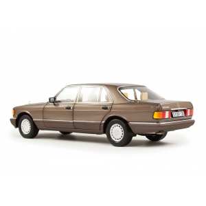 1/18 Mercedes-Benz 560 SEL V126 (W126) 1985 коричневый металлик