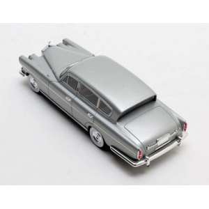 1/43 Rolls Royce Silver Wraith LWB Special Saloon Vignale 1954 серебристый
