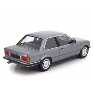 1/18 BMW 323i (E30) 1982 серый металлик