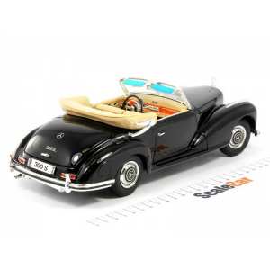 1/18 Mercedes-Benz 300S Cabrio 1955 черный