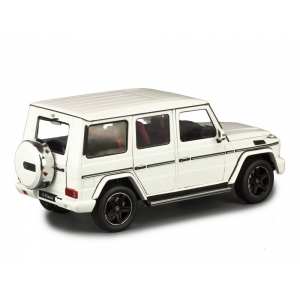 1/18 Mercedes-Benz G-klasse (W463) 2015 белый