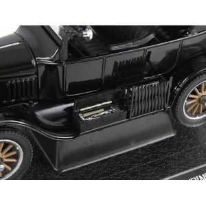 1/24 Ford Model T Touring 1925 черный