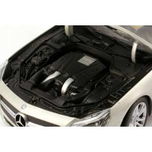 1/18 Mercedes-Benz SL R231 2012 серебристый металлик
