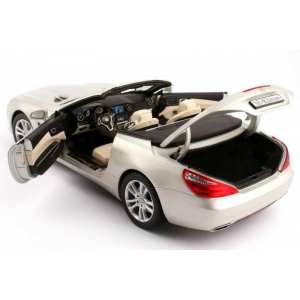 1/18 Mercedes-Benz SL R231 2012 серебристый металлик