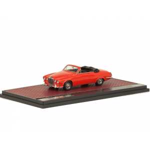 1/43 Jaguar 420 Harold Radford Convertible 1967 красный с черным салоном
