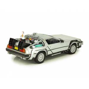 1/24 Набор из 3-х моделей DeLorean DMC-12 из трилогии Назад в Будущее (Back To The Future pt.I, pt.II, pt.III)