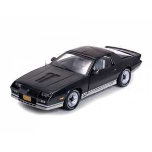 1/18 Chevrolet Camaro Z/28 1982 черный