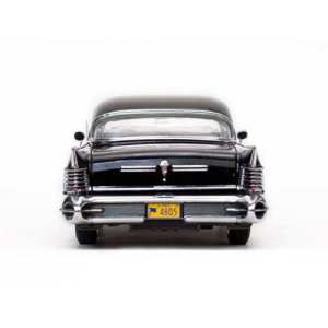 1/18 Buick Limited Riviera Coupe 1958 черный