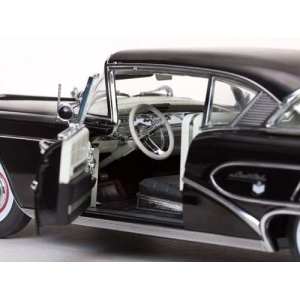 1/18 Buick Limited Riviera Coupe 1958 черный