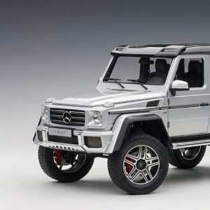 1/18 Mercedes-Benz G500 4X4² (W463) 2014 серебристый