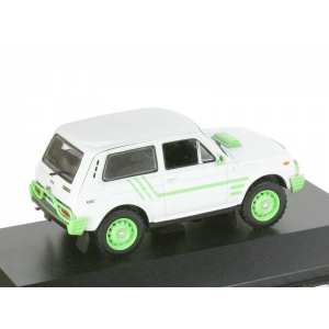 1/43 ВАЗ-2121 Нива Lada 4X4 Niva Saint Tropes 1990 (экспортная модификация для Франции)