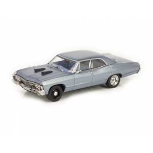 1/43 Chevrolet Impala Sedan 1967 (из телесериала Команда А)