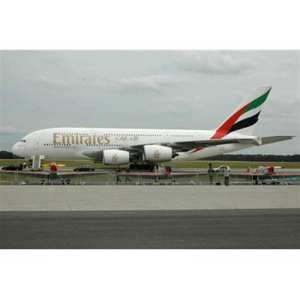 1/288 Пассажирский Самолет Airbus A380 Emirates