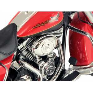 1/12 Harley-Davidson FLHR Road King, Scarlet Red/Vivid Black 2010