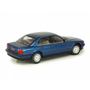 1/18 BMW 7-series 740i (E38) 1994 синий
