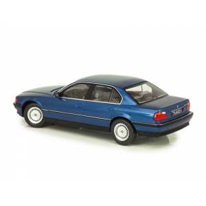 1/18 BMW 7-series 740i (E38) 1994 синий