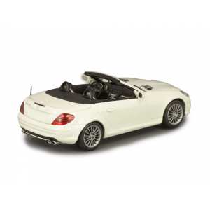 1/43 Mercedes-Benz SLK 55 AMG R171 2008 белый