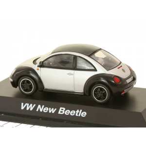 1/43 Volkswagen New Beetle серебристый/черный