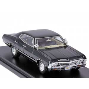 1/43 Chevrolet Impala 4 Door Sport Sedan - 1967 Black