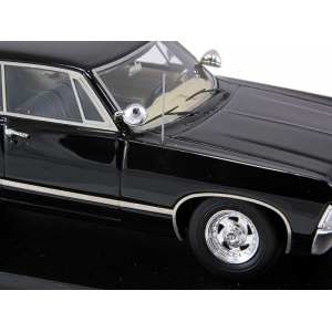 1/43 Chevrolet Impala 4 Door Sport Sedan - 1967 Black