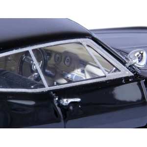 1/43 Chevrolet Impala 4 Door Sport Sedan - 1967 Black