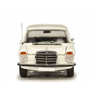 1/43 Mercedes-Benz 200 (W114/115) 1967 белый