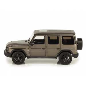 1/18 Mercedes-Benz G500 2019 (W463 II) Stronger Than Time. Cпециальное издание к 40-летию G-class. Матовый серый магно.