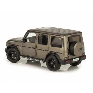 1/18 Mercedes-Benz G500 2019 (W463 II) Stronger Than Time. Cпециальное издание к 40-летию G-class. Матовый серый магно.