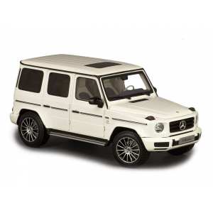 1/18 Mercedes-Benz G500 2019 (W463 II) Stronger Than Time. Cпециальное издание к 40-летию G-class. Белый бриллиант.