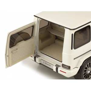 1/18 Mercedes-Benz G500 2019 (W463 II) Stronger Than Time. Cпециальное издание к 40-летию G-class. Белый бриллиант.