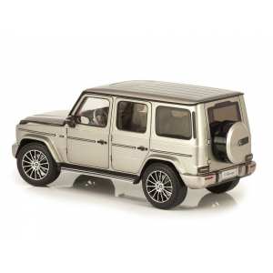 1/18 Mercedes-Benz G500 2019 (W463 II) Stronger Than Time. Cпециальное издание к 40-летию G-class. Серебристый мохаве.