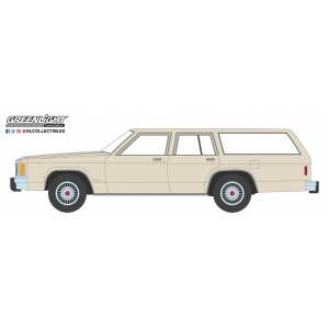 1/64 Ford LTD Crown Victoria Wagon 1984 песочный