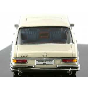 1/43 Mercedes-Benz 600 LWB W100 1966 белый