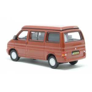 1/76 Volkswagen T4 Westfalia (кемпер) 1992 красный