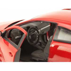 1/18 Opel Astra GTC 2005 (Astra H) красный