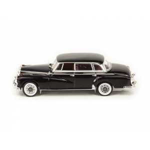 1/43 Mercedes-Benz 300D Limousine Adenauer (W189) 1957 черный