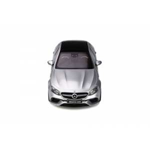 1/18 Mercedes-AMG E63 S W213 серебристый