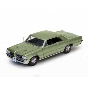 1/18 Pontiac GTO 1964 pinehurst green зеленый металлик