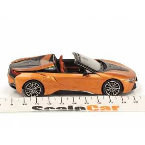 1/43 BMW i8 roadster 2018 медный металлик