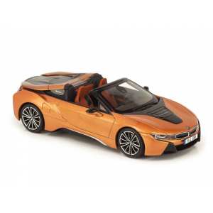 1/43 BMW i8 roadster 2018 медный металлик