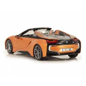 1/43 BMW i8 roadster 2018 медный металлик