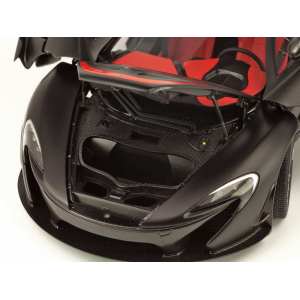 1/18 McLaren P1 2013 черный матовый