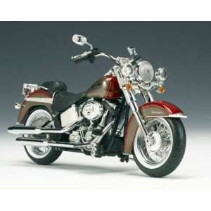 1/12 Harley-Davidson FLSTN Softail Deluxe, Red Hot Sunglo/Smokey Gold 2009