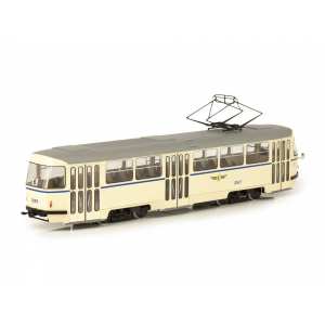 1/43 Tatra T4 (1967) Трамвай бежевый с серым
