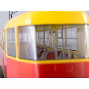 1/43 Трамвай Tatra-T3SU желтый с красным